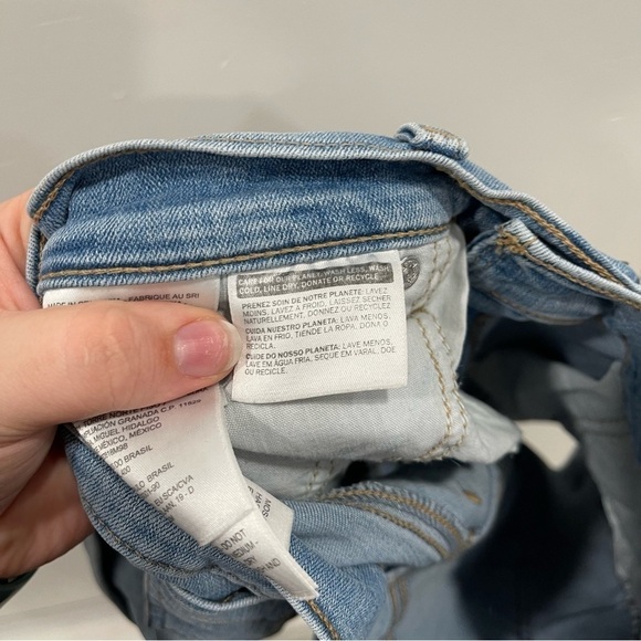 Levi’s Mid Length Jean Shorts Women’s 27 - Picture 10 of 10